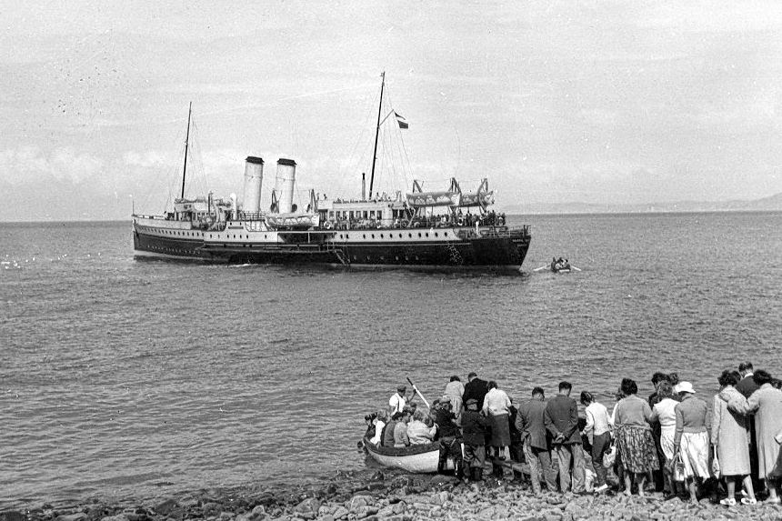 BQ Clovelly ferry.jpg