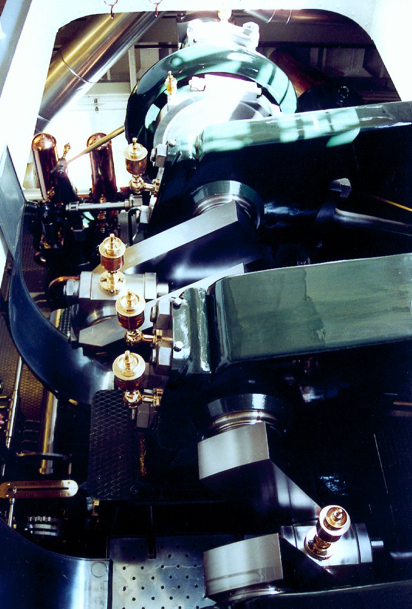 Blumlisalp engine 2001.jpg