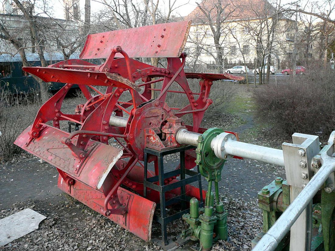 Engine Vertes 1.jpg