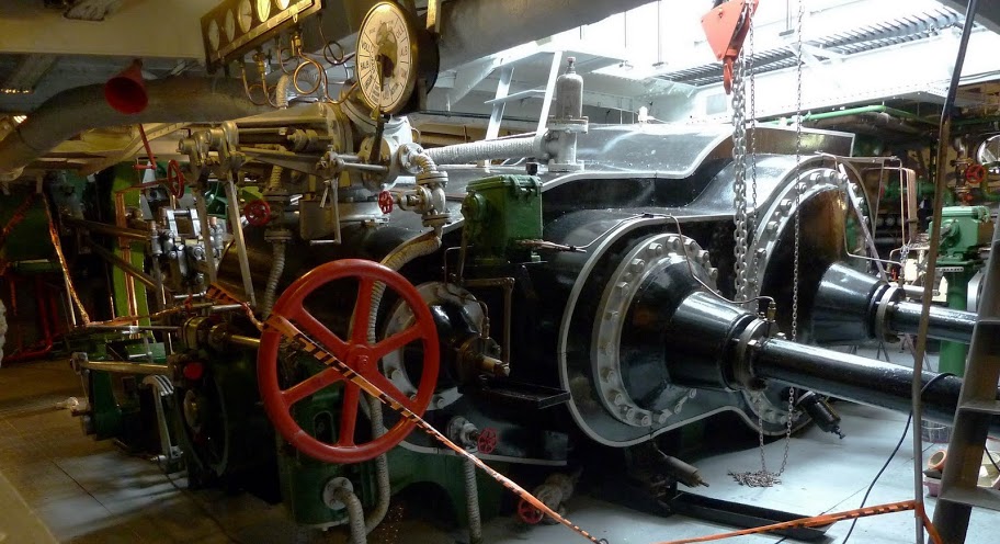 Ersekcsanad engine 3.jpg