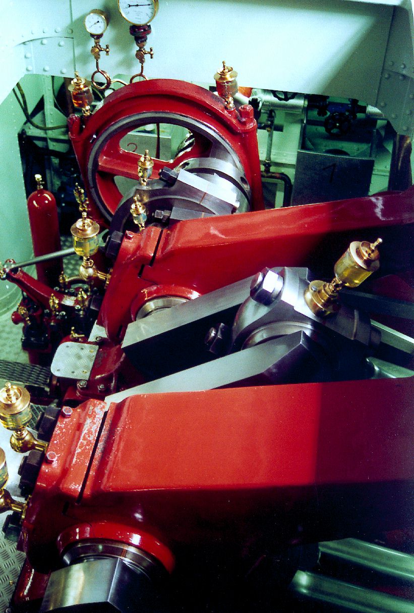 Lotschberg Engine 2001.jpg