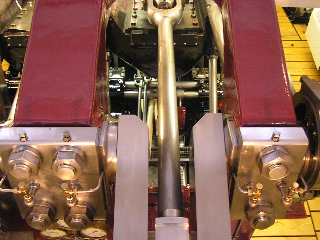 Savoie Engines 2007-1.JPG