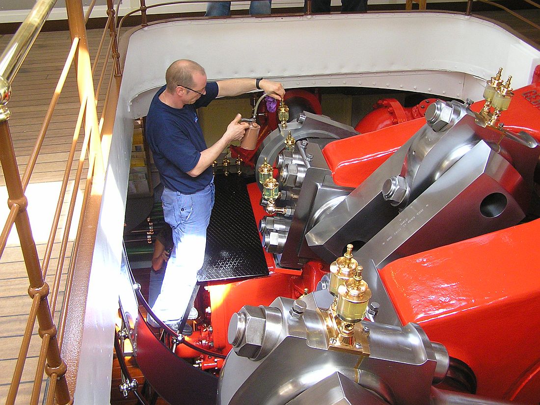 Schiller engines 2008-02.JPG