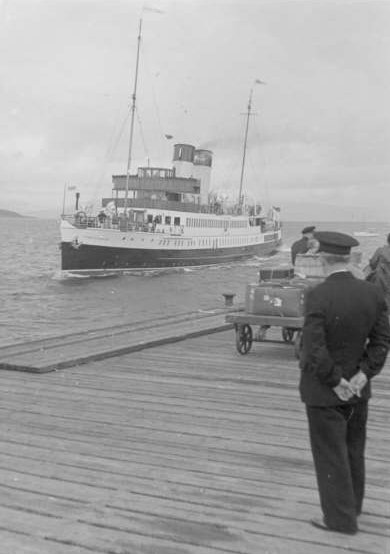 Duchess of Hamilton Jimmy Reid 2.jpg