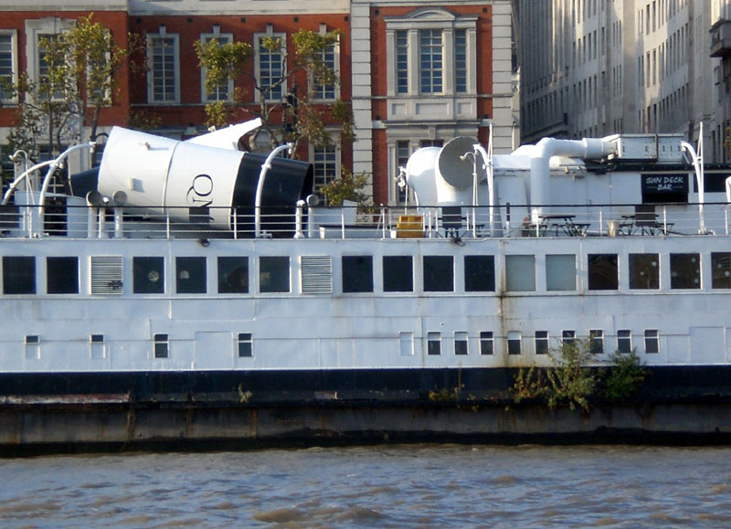 QM 22 10 09 Ben 2.JPG