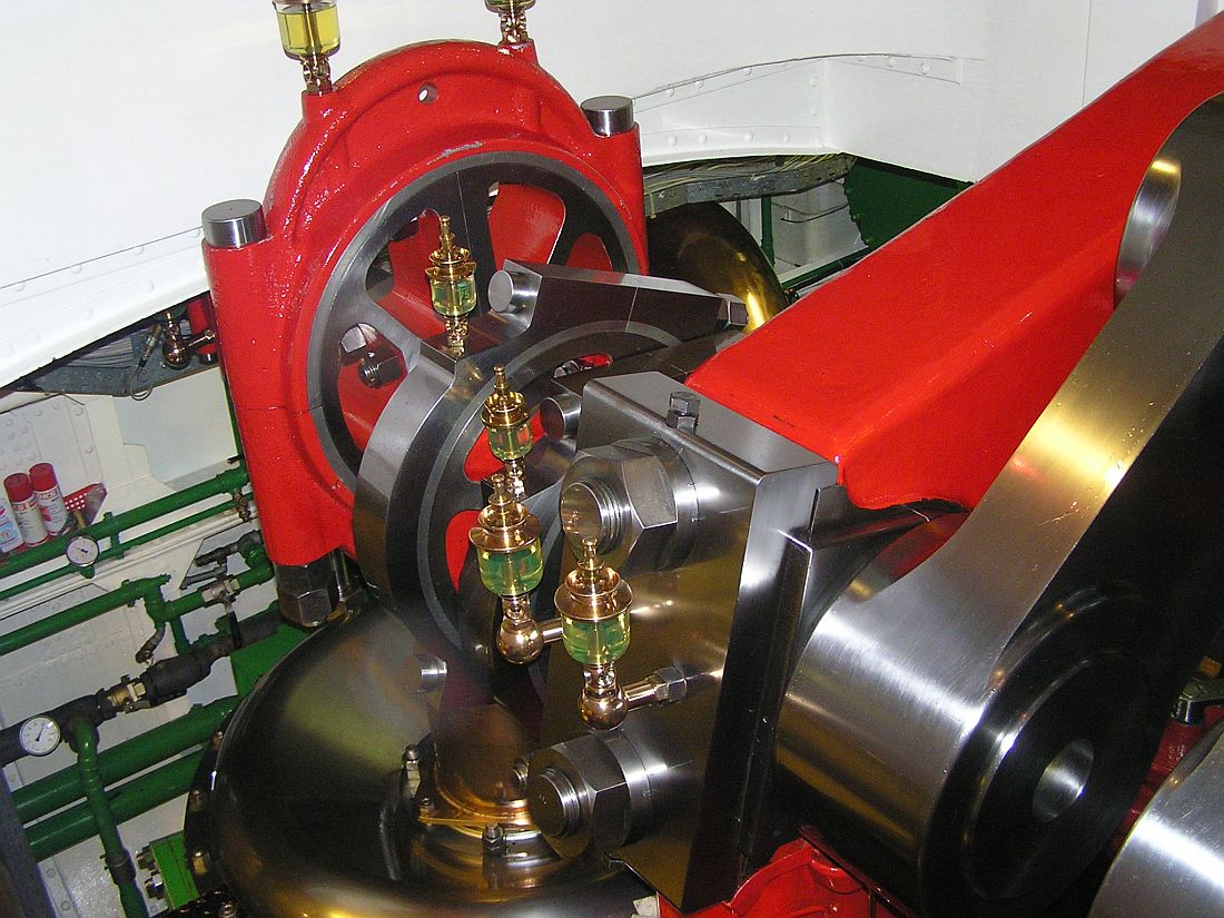 Uri Engine 2008-02.JPG