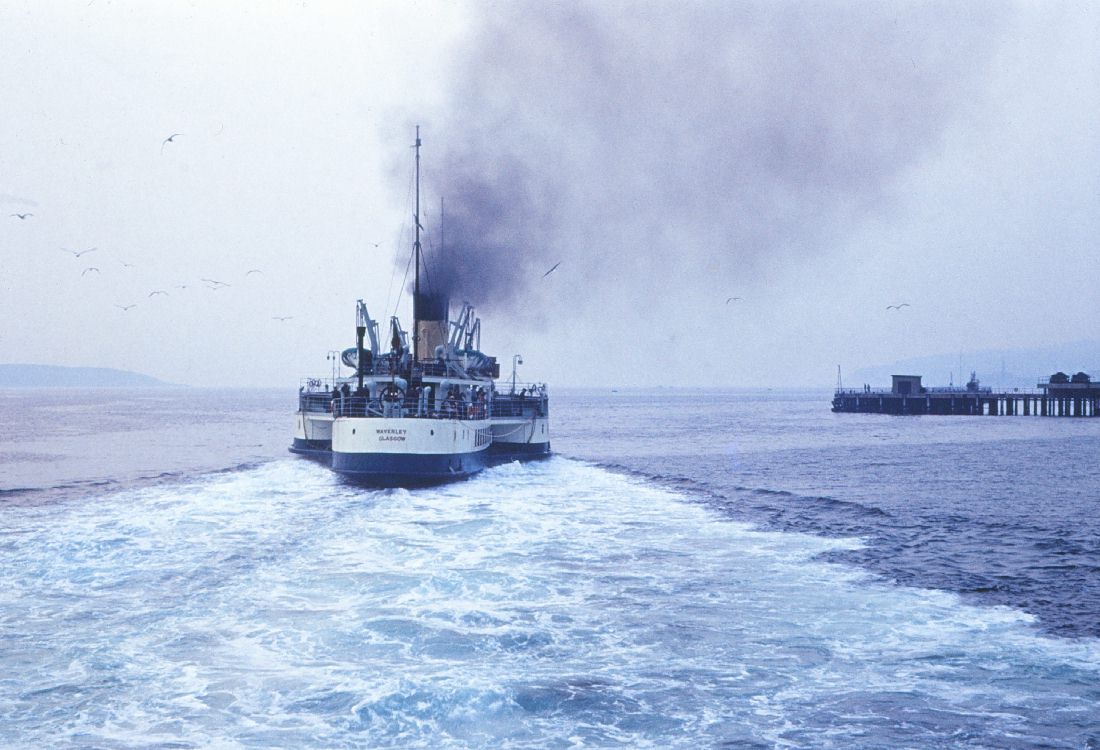 Waverley leaving Fairlie 1968 B.jpg